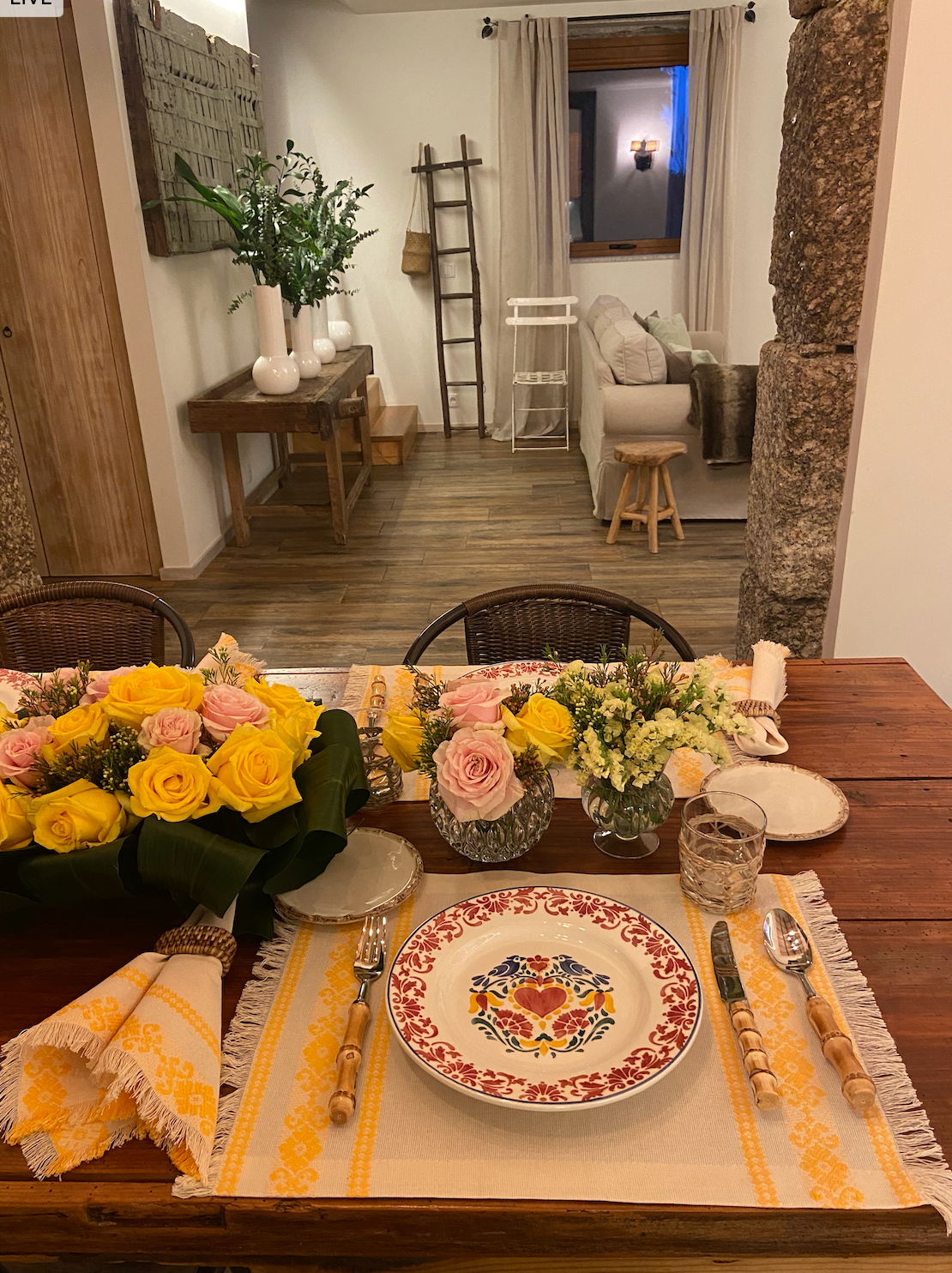 Presente-4 individuais e 4 guardanapos-Coleção "BOHO-CHIC" Amarelo