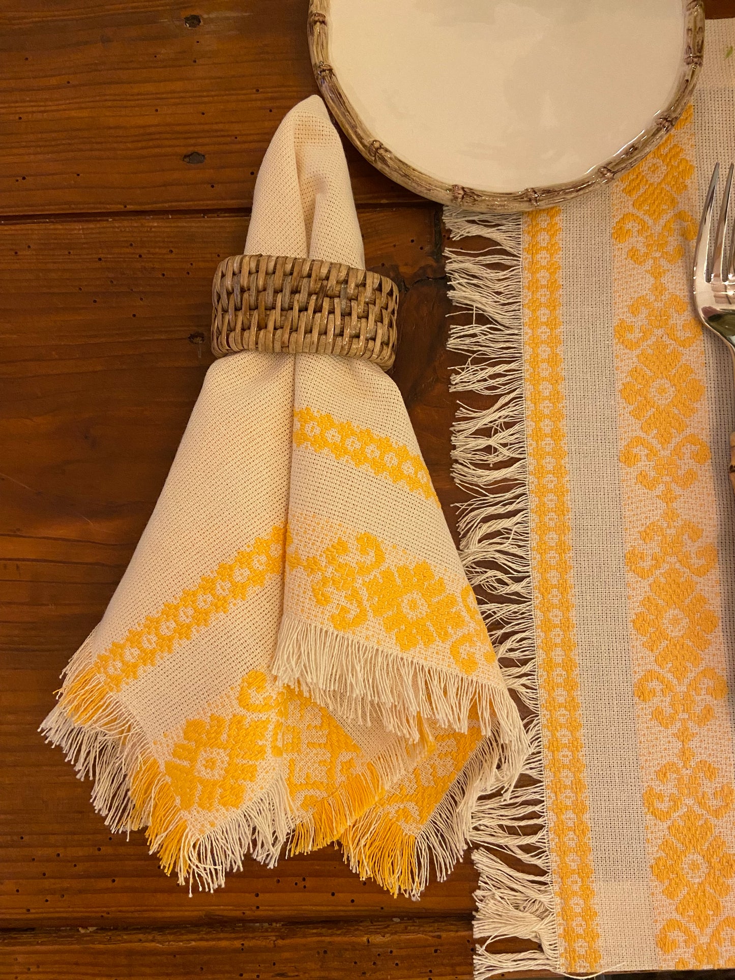 Guardanapo BOHO-CHIC, desfiado 100% algodão